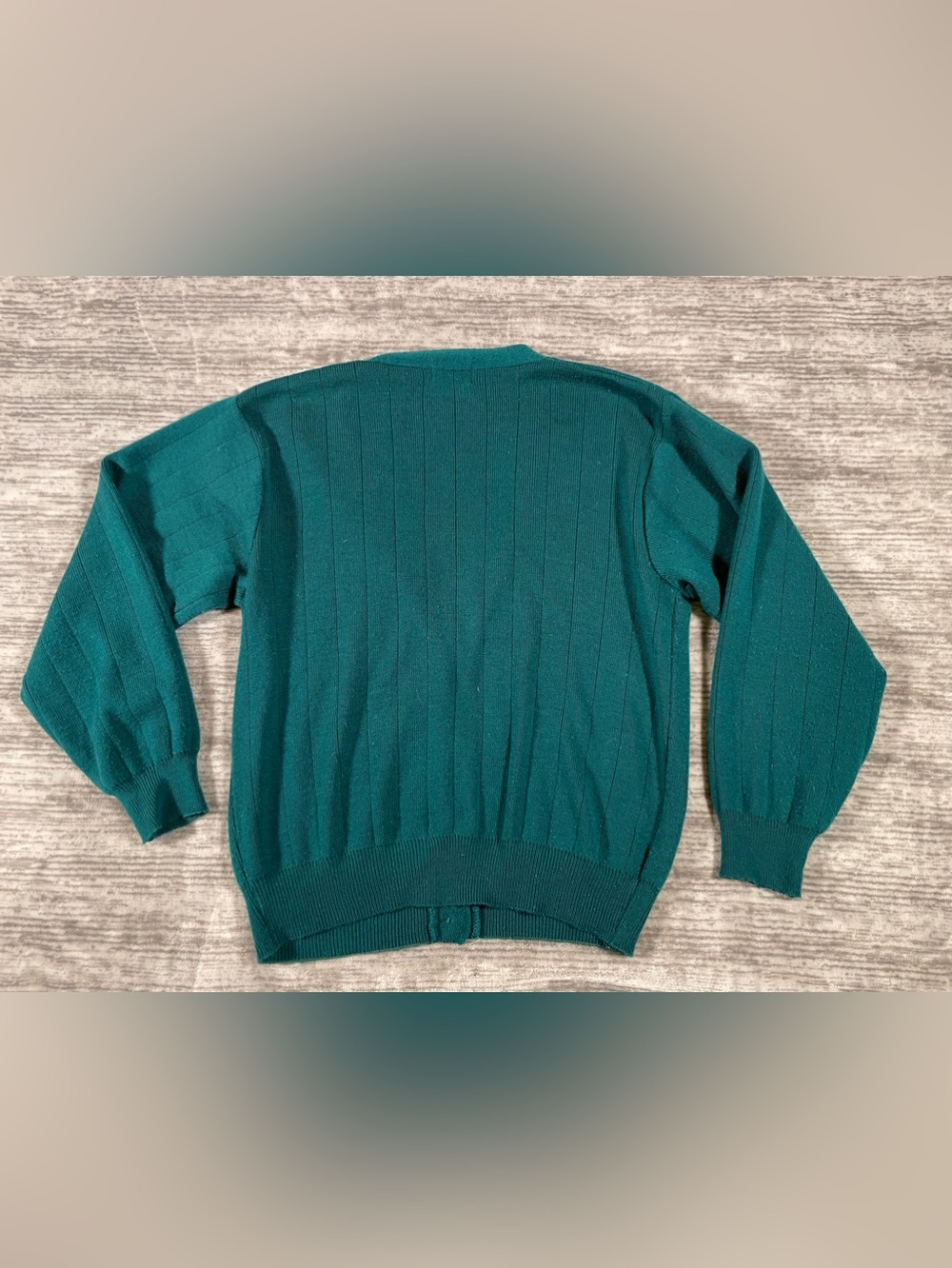 Green Ribbed Knit Button-Front Cardigan Sweater - Picture 4 of 4